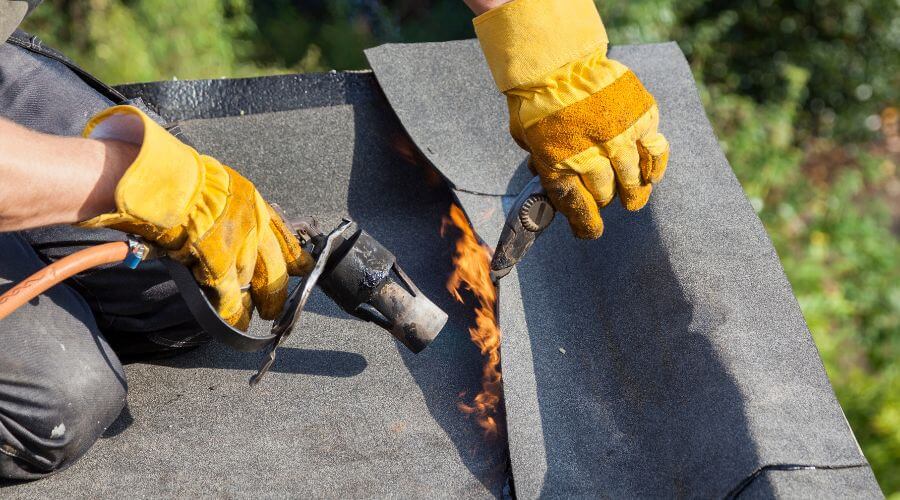 Professional gutter cleaning in Tuckahoe, NY